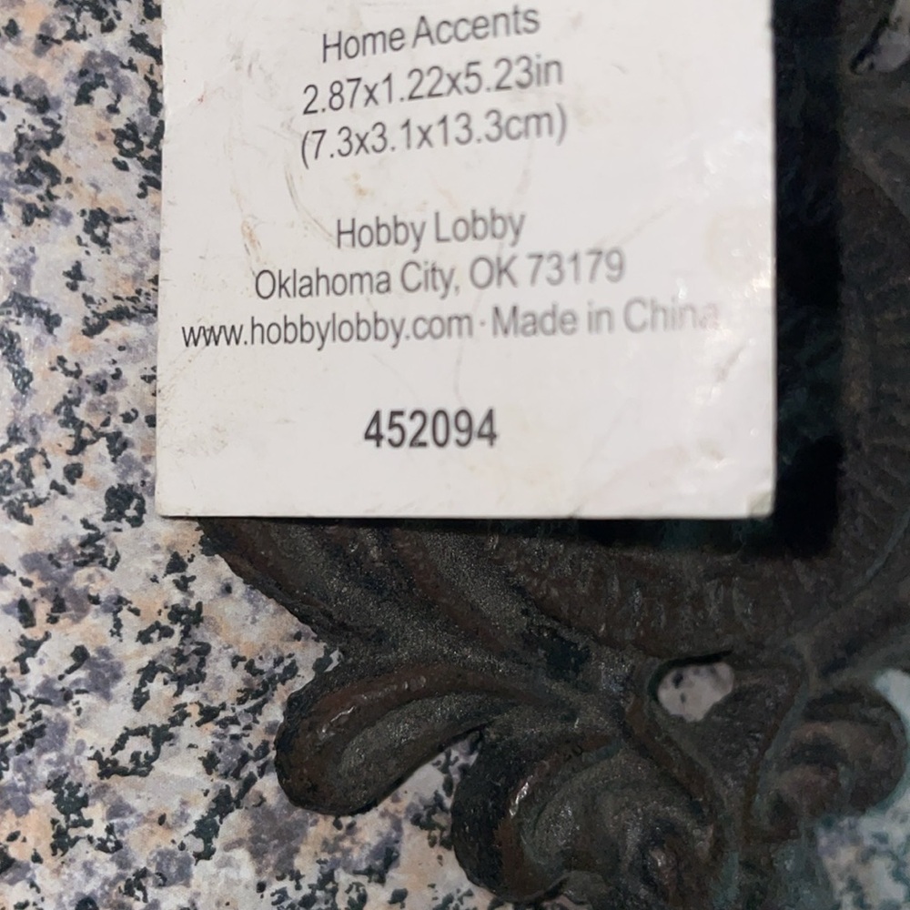 Decorative hooks - Picture 2 of 2